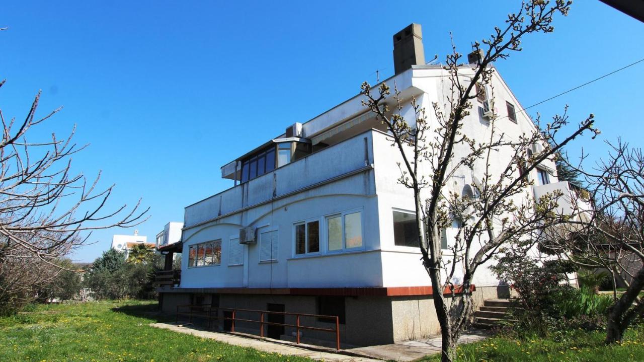 Apartments Tomislav Malinska Luaran gambar