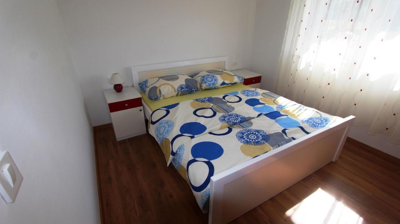 Apartments Tomislav Malinska Luaran gambar